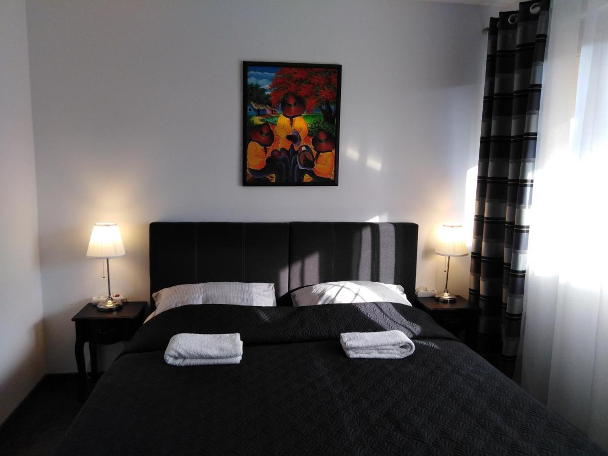 Filsdeger Haz - Central Rooms & Apartmans Zewnętrze zdjęcie
